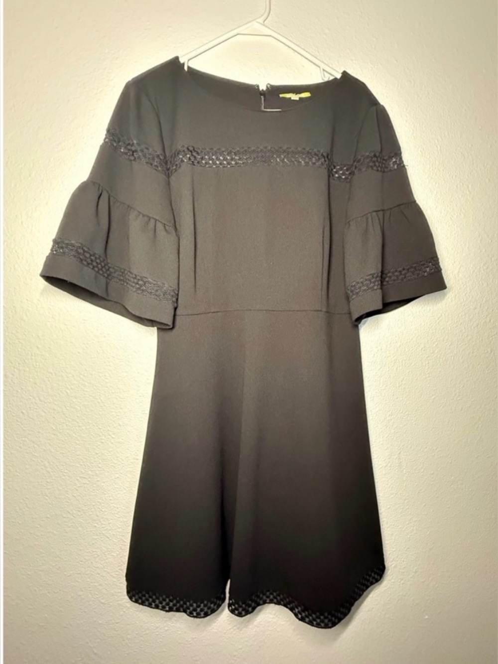 Gianni Bini Black Bell Sleeve/ Crochet Lace Trim/ Fit & Flare Dress XL